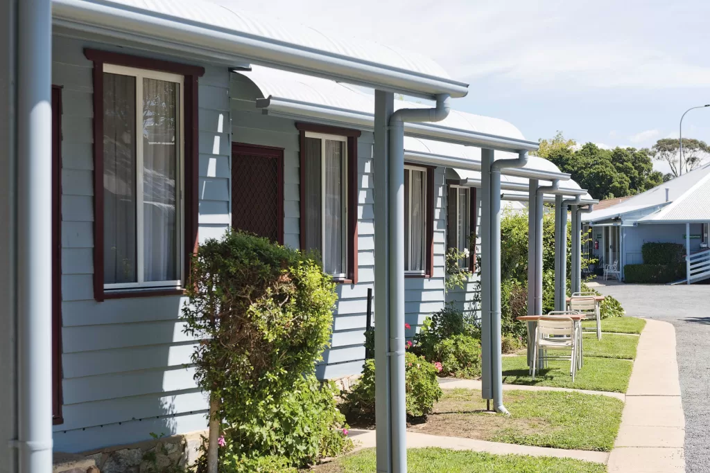 Canberra & Queanbeyan Canberra Ave Villas